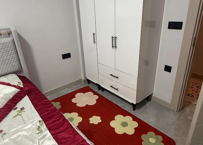 شقة Huzurlu Aile Evi Guevenlikli Havuzlu Site *