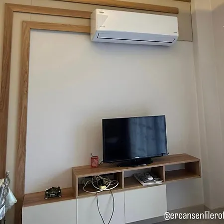 Huzurlu Aile Evi Guevenlikli Havuzlu Site * Kuşadası