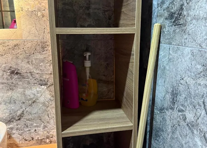 Huzurlu Aile Evi Güvenlikli Havuzlu Site Kuşadası